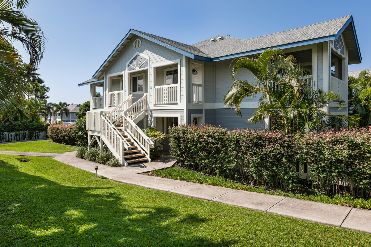 KailuaKona Alii Lani Furnished 2/2 AVAILABLE Hawaiian Isle Rentals